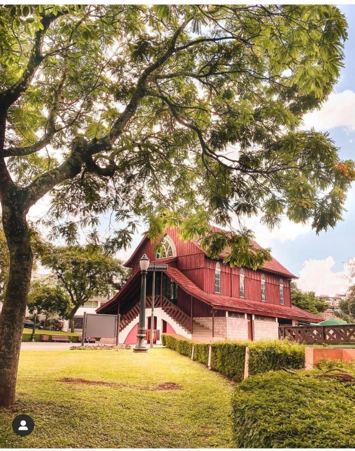 Vicz Palace Hotel Curitiba Luaran gambar